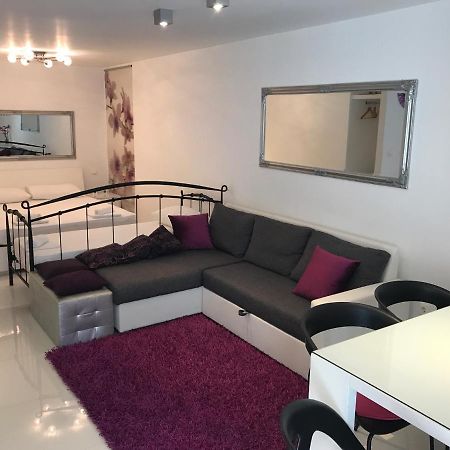 Studio Apartman Hotel Split Exterior photo