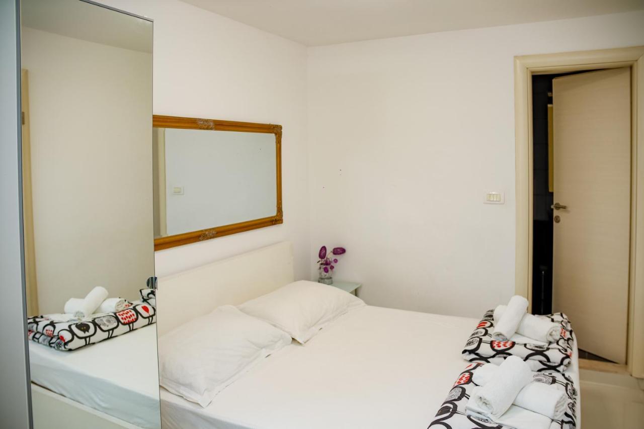 Studio Apartman Hotel Split Exterior photo